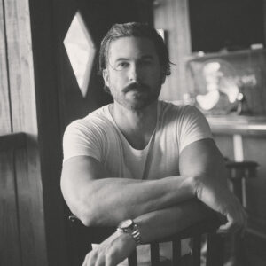 Riley Green portrait